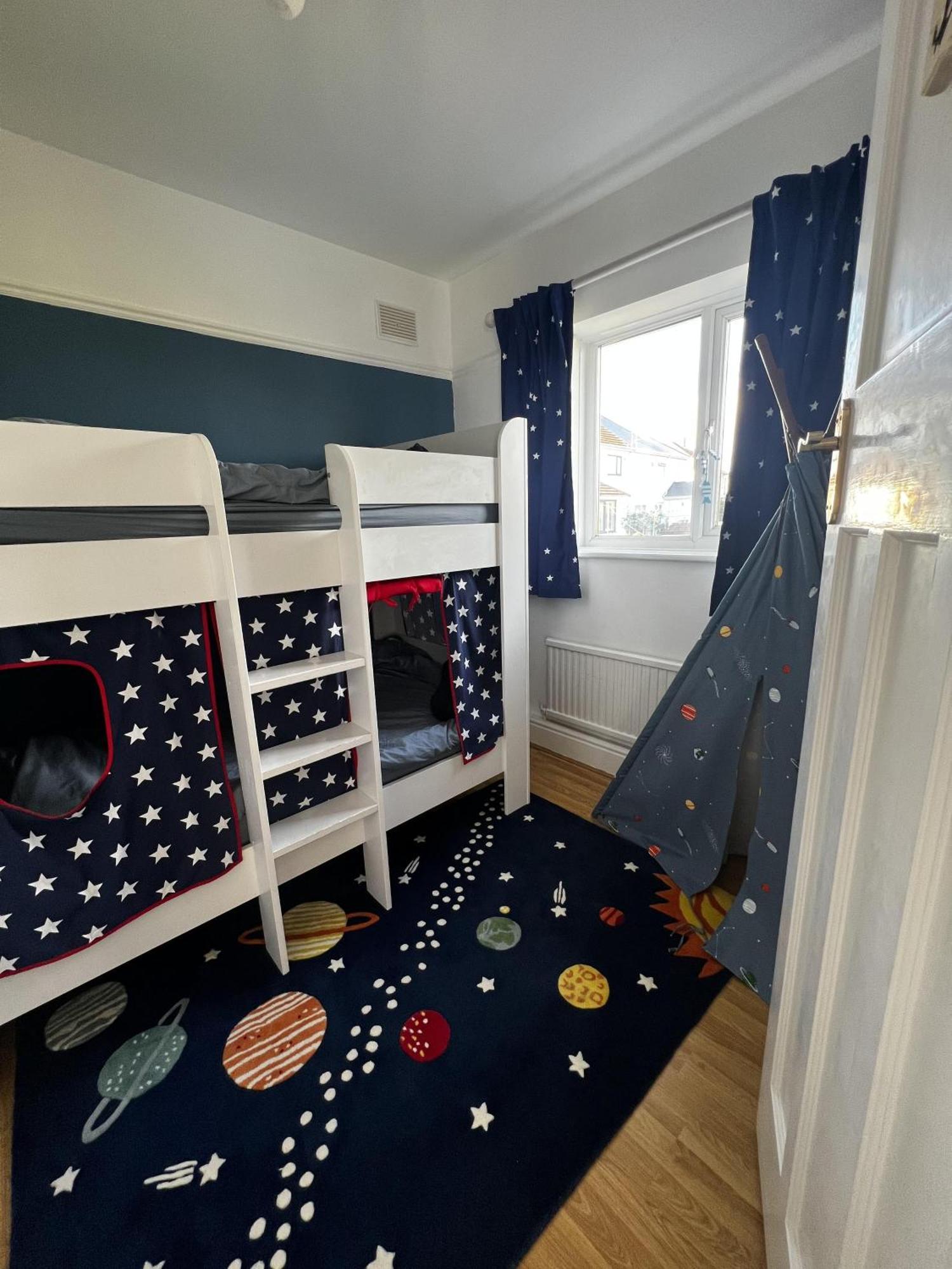 Holiday home West Cross Mumbles Seaside Escape - 5 Bed House Swansea